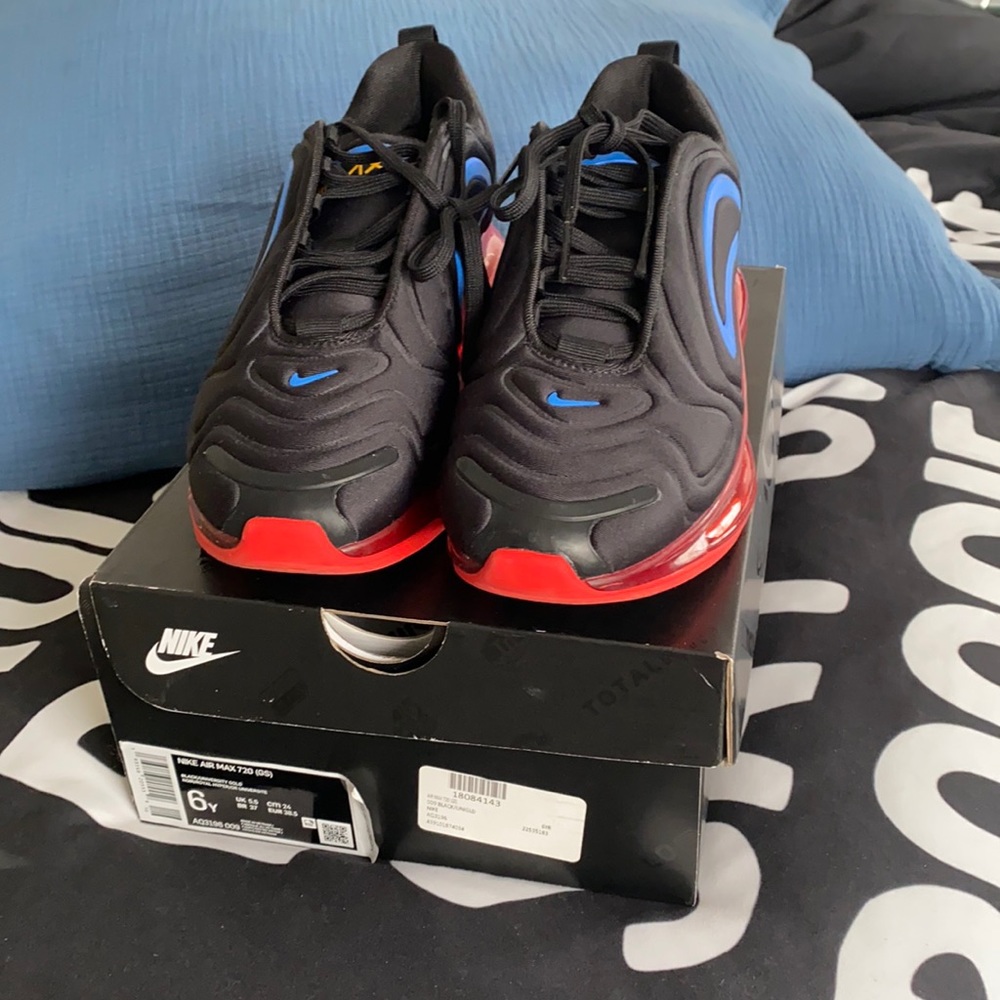 Nike Air Max 720